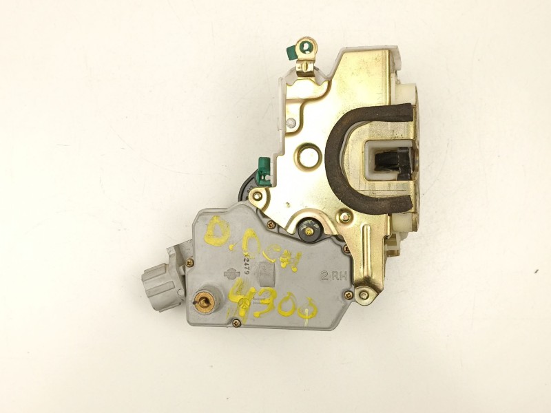 Recambio de cerradura puerta delantera derecha para nissan primera 1.6 g -ga16 referencia OEM IAM 805022F910  