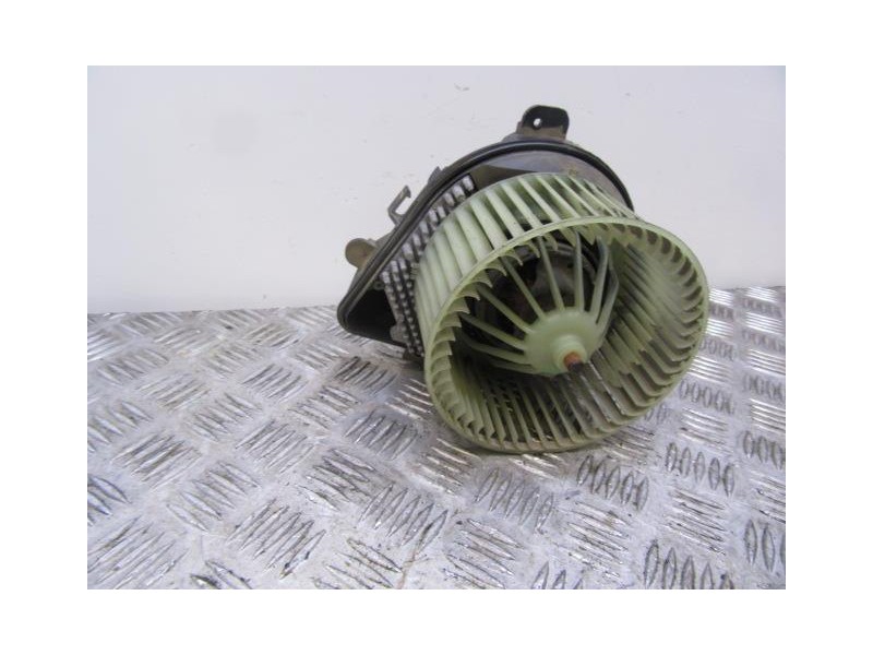 Recambio de motor calefaccion : fiat scudo : 2.0 td (93,81cv) [2001] para fiat scudo 2.0 td referencia OEM IAM 1490373080  