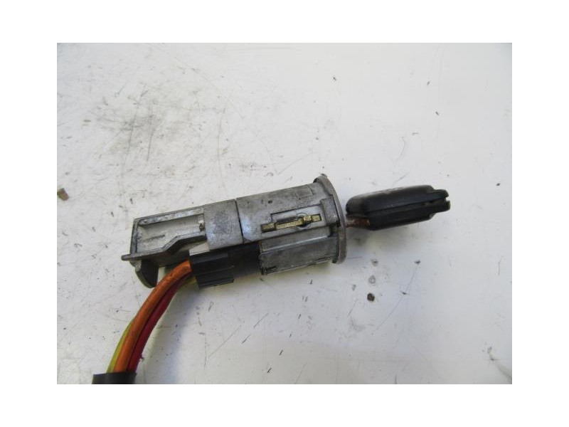 Recambio de antirrobo clausor arranque : renault 21 : 1.7 g (93,13cv) [1993] para renault 21 1.7 g referencia OEM IAM   