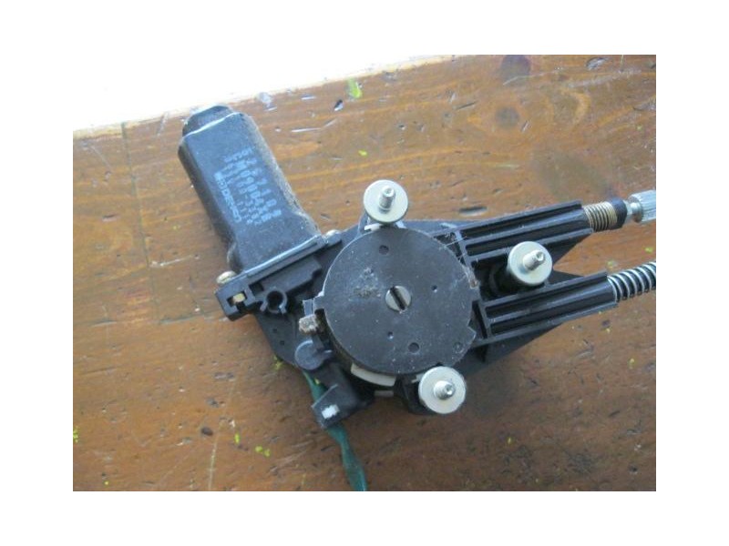 Recambio de elevalunas del-izdo : chrysler voyager : 2.5 g /k00 (97,24cv) 5p [1994] para chrysler voyager 2.5 g /k00   referenci