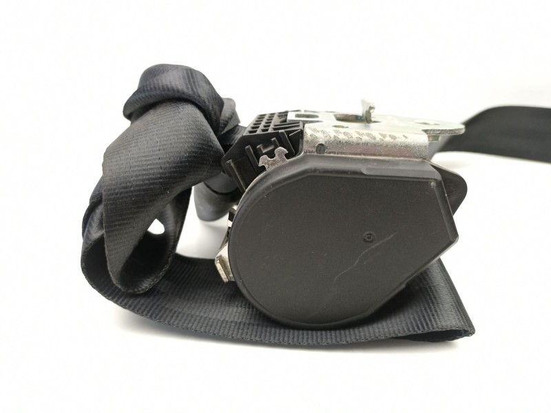 Recambio de cinturon seguridad trasero derecho para volkswagen golf 1.6 td referencia OEM IAM 5G0857805RAA  