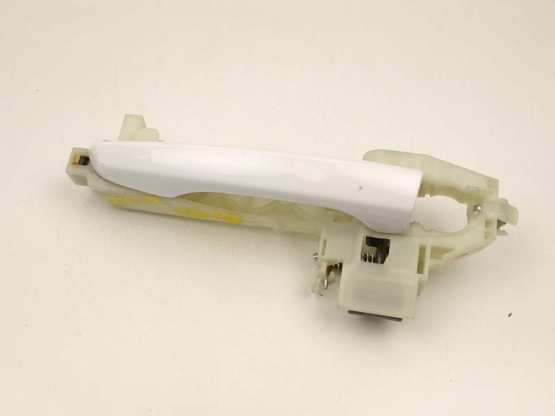 Recambio de manilla delantera izquierda para hyundai i30 station wagon (pde) 1.6 crdi referencia OEM IAM 82651G4010  