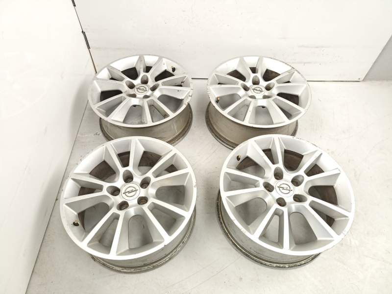 Recambio de juego llantas para opel astra h (a04) 1.7 cdti (l48) referencia OEM IAM 7JX17ET39  