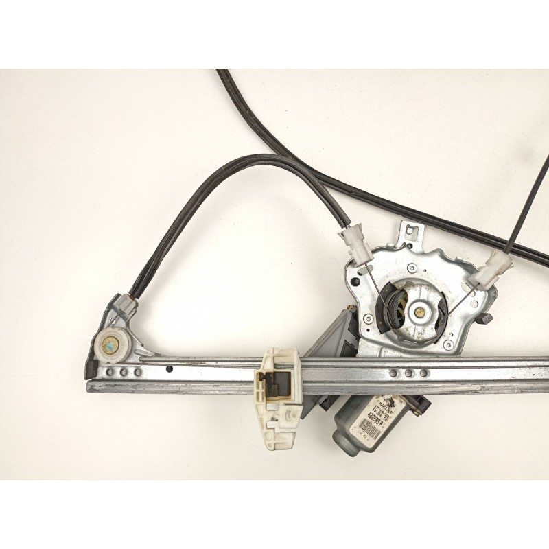 Recambio de elevalunas delantero derecho para citroën xsara (n1) 2.0 hdi 109 referencia OEM IAM 9222L0 400595P 