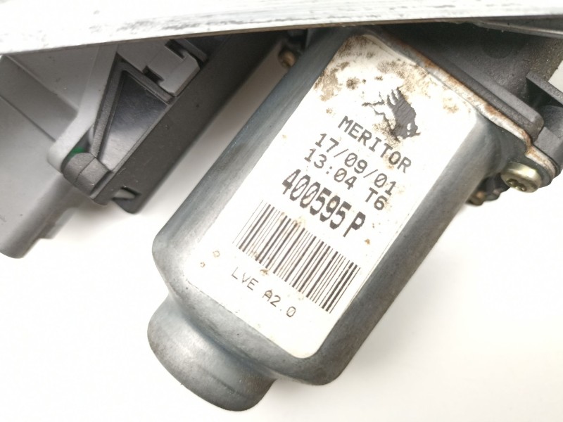 Recambio de elevalunas delantero derecho para citroën xsara (n1) 2.0 hdi 109 referencia OEM IAM 9222L0 400595P 