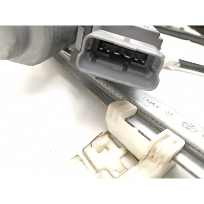 Recambio de elevalunas delantero derecho para citroën xsara (n1) 2.0 hdi 109 referencia OEM IAM 9222L0 400595P 