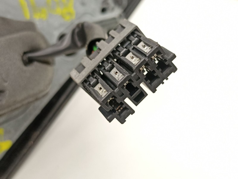 Recambio de retrovisor izquierdo para citroën xsara (n1) 2.0 hdi 109 referencia OEM IAM 9636882277  