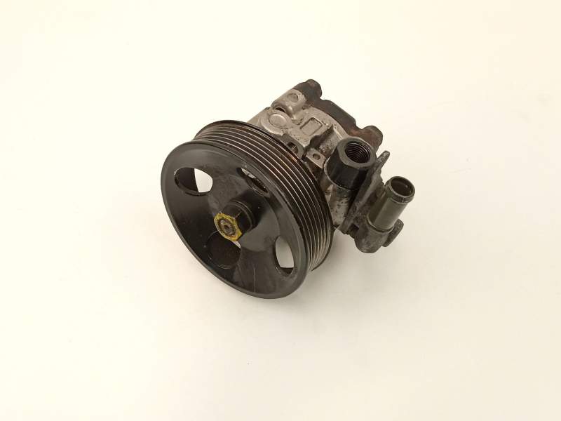 Recambio de bomba direccion para hyundai accent sedán (lc) 1.5 crdi referencia OEM IAM 5711025300 Y8T11 