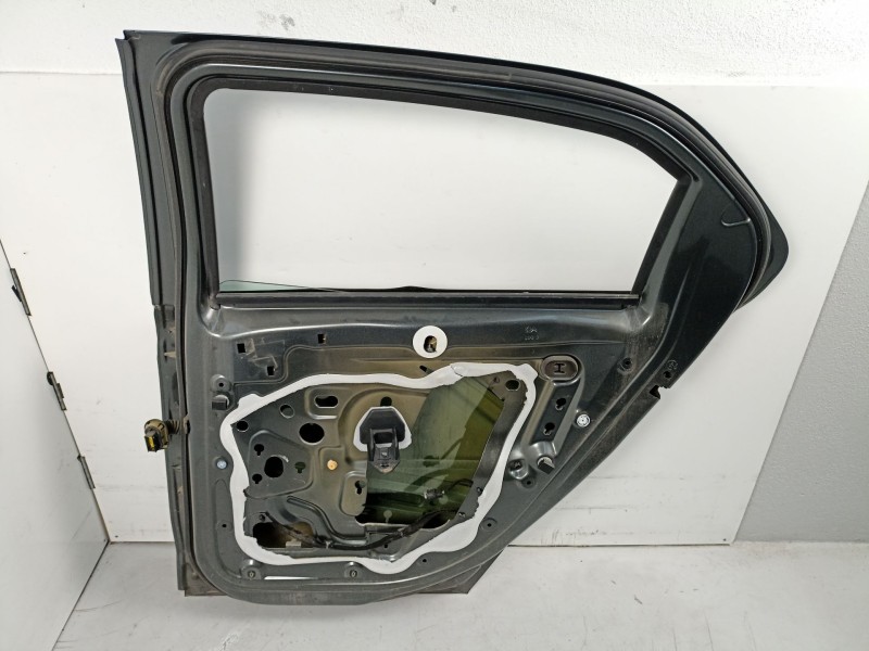 Recambio de puerta trasera derecha para citroën c elysee -exclu 1.6 hdi bh02 100cv 73 kw referencia OEM IAM 9675190680  