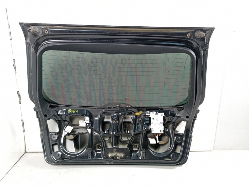 Recambio de porton trasero para audi a3 sportback (8pa) 2.0 tdi 16v referencia OEM IAM 8P4827023H  