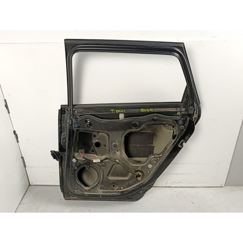 Recambio de puerta trasera derecha para audi a3 sportback (8pa) 2.0 tdi 16v referencia OEM IAM 8P4833052A  