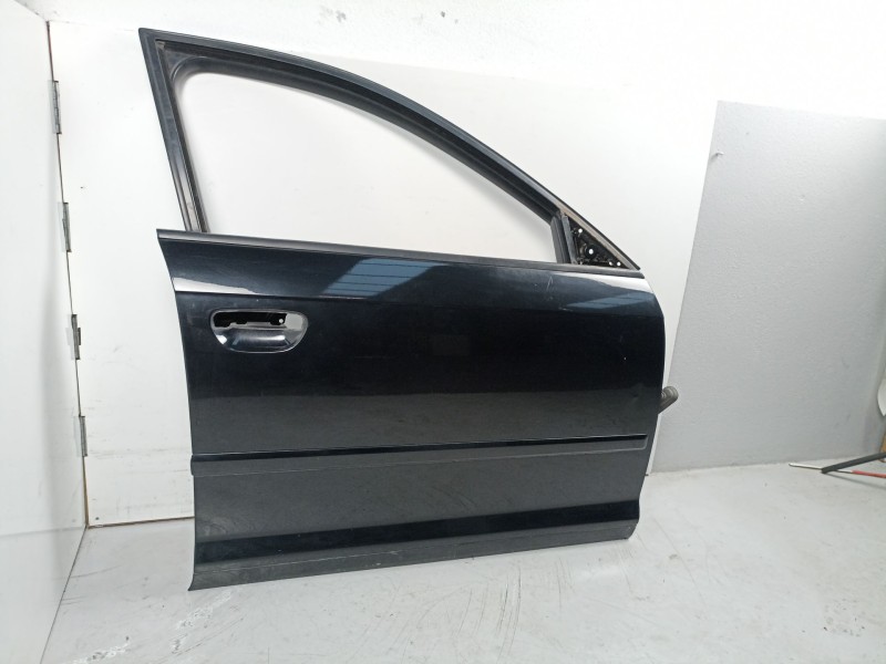 Recambio de puerta delantera derecha para audi a3 sportback (8pa) 2.0 tdi 16v referencia OEM IAM 8P4831052A  