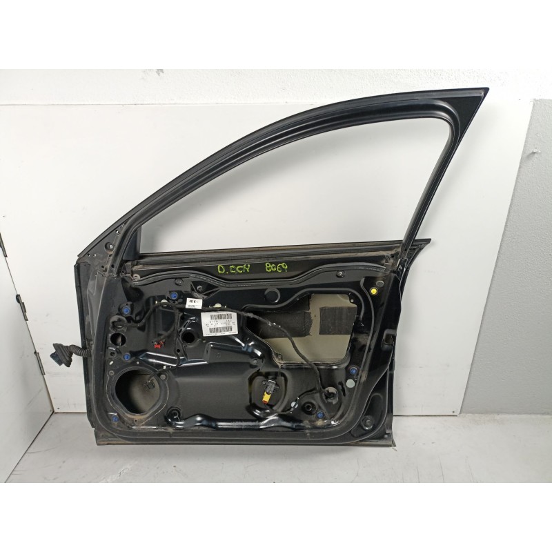 Recambio de puerta delantera derecha para audi a3 sportback (8pa) 2.0 tdi 16v referencia OEM IAM 8P4831052A  