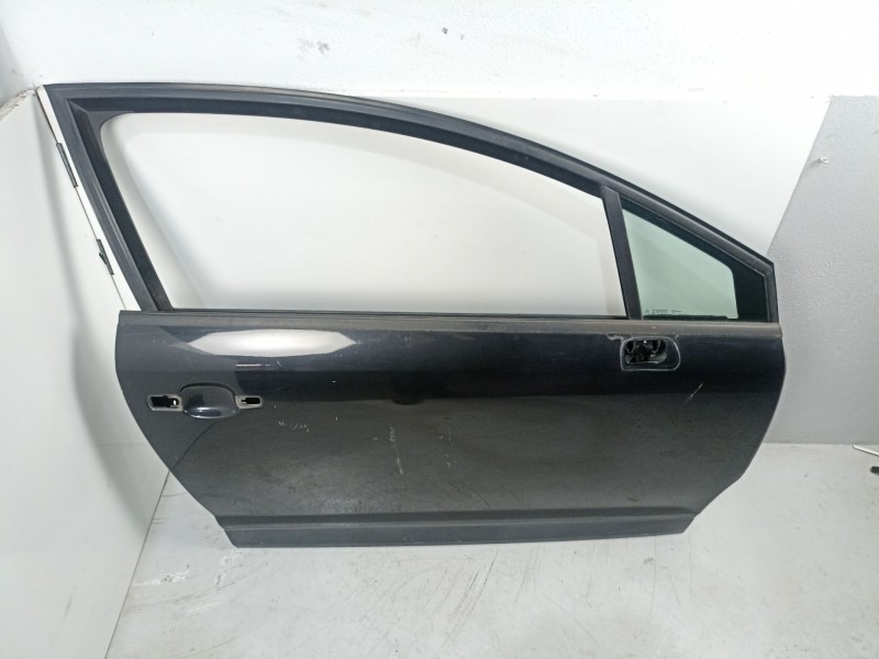 Recambio de puerta delantera derecha para citroën c4 1.6 d 9hy 109 cv referencia OEM IAM 9004W5  