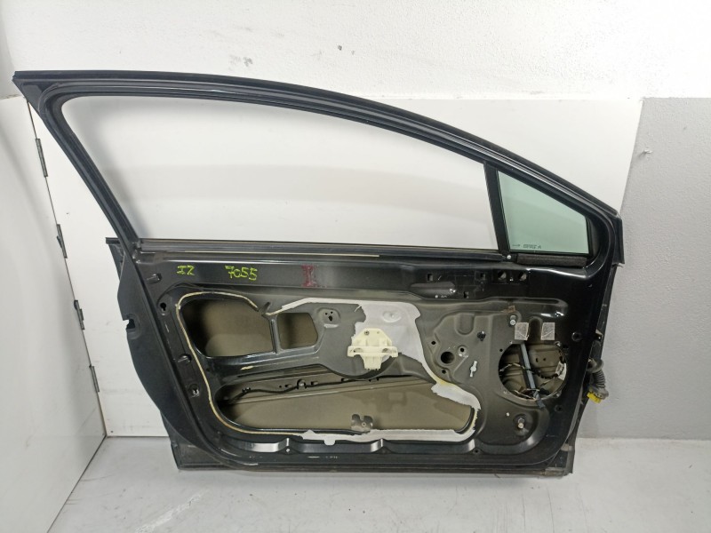 Recambio de puerta delantera izquierda para citroën c4 1.6 d 9hy 109 cv referencia OEM IAM 9002W1  