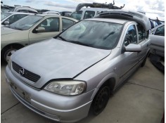 opel astra del año 2000