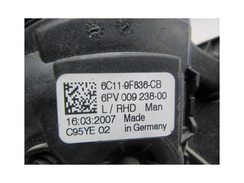 Recambio de potenciómetro aceleración : ford transit : 2.4 td (100,61cv) [2009] para ford transit 2.4 td referencia OEM IAM   