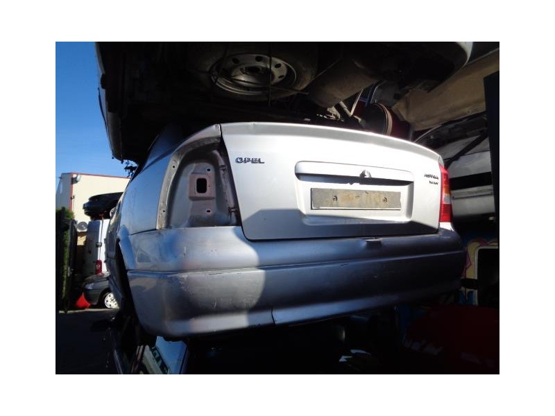 opel astra del año 1999