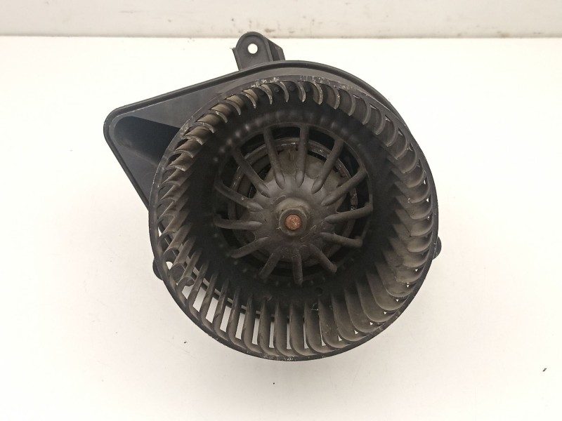 Recambio de motor calefaccion para peugeot 406 1.7 g referencia OEM IAM 6441K9  