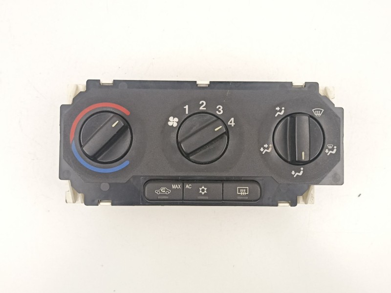 Recambio de mandos calefaccion aire para opel astra 1.6 g -x16szr referencia OEM IAM 90559840 52475625 