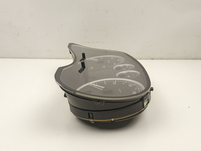 Recambio de cuadro instrumentos para peugeot 307 (3a/c) 2.0 hdi 110 referencia OEM IAM 9646742480  