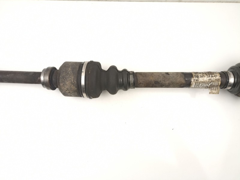 Recambio de transmision delantera derecha para peugeot 307 sw (3h) 1.6 hdi 110 referencia OEM IAM 9637117880  