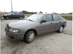 nissan primera hatchback (p11) del año 1996