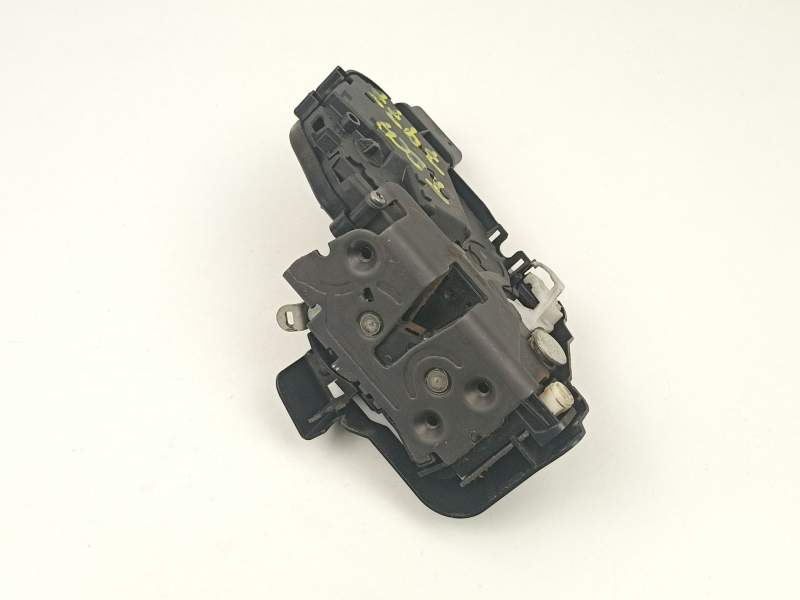 Recambio de cerradura puerta trasera derecha para volvo v50 familiar 2.0 d kinetic referencia OEM IAM 30753674  