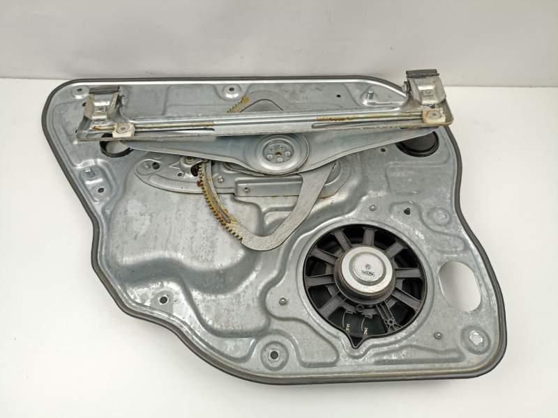 Recambio de elevalunas trasero derecho para volvo v50 familiar 2.0 d kinetic referencia OEM IAM 30739184AC  31253516