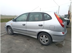 nissan almera tino (v10) del año 2004 2