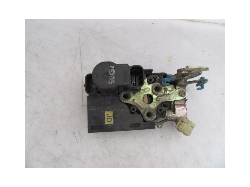 Recambio de cerradura pta. del. dch. : daewoo nubira : 1.6 g (105,78cv)5p [1997] para daewoo nubira 1.6 g (105,78cv 1.6 g 5p ref