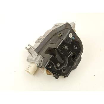 CERRADURA PUERTA TRASERA DERECHA 4F0839016 