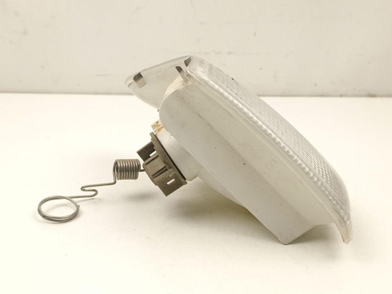 Recambio de piloto delantero izquierdo para ford fiesta iii (gfj) 1.1 referencia OEM IAM 97FX13369BA  1062436