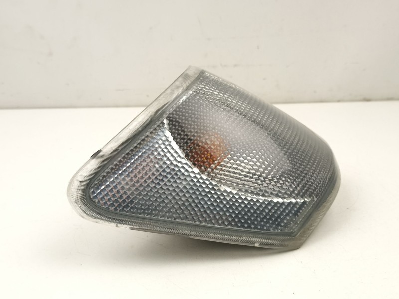 Recambio de piloto delantero derecho para ford fiesta iii (gfj) 1.1 referencia OEM IAM 97FX13368BA  1062434