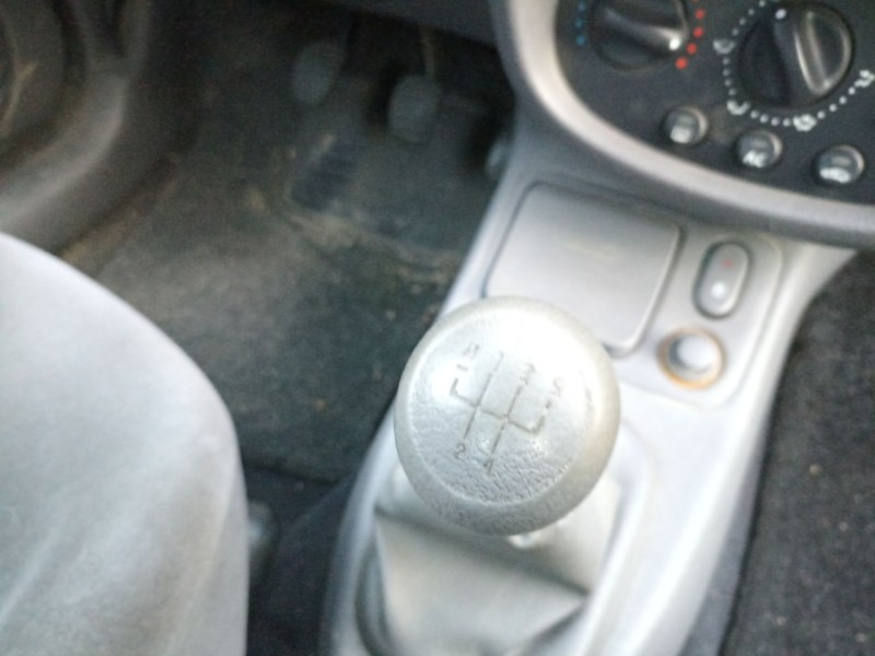 renault clio ii (bb_, cb_) del año 1999