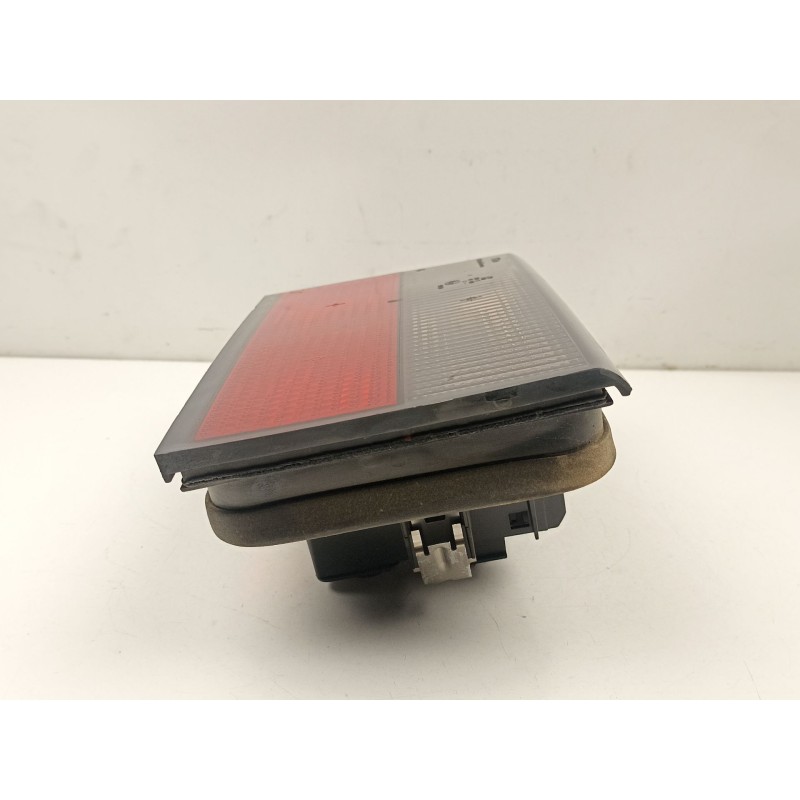 Recambio de piloto porton izquierdo para citroën xantia (x1_, x2_) 1.9 sd referencia OEM IAM 95668017  