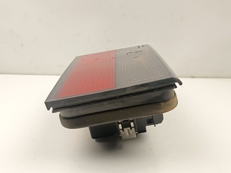 Recambio de piloto porton izquierdo para citroën xantia (x1_, x2_) 1.9 sd referencia OEM IAM 95668017  