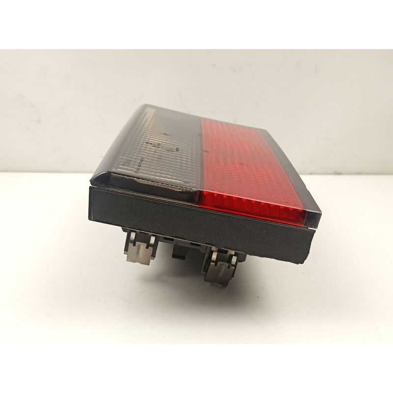 Recambio de piloto porton izquierdo para citroën xantia (x1_, x2_) 1.9 sd referencia OEM IAM 95668017  