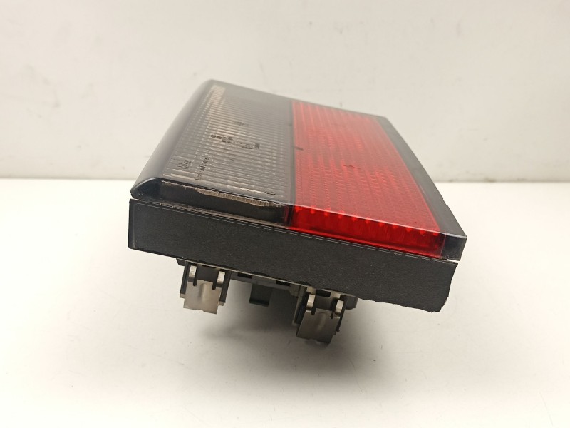 Recambio de piloto porton izquierdo para citroën xantia (x1_, x2_) 1.9 sd referencia OEM IAM 95668017  