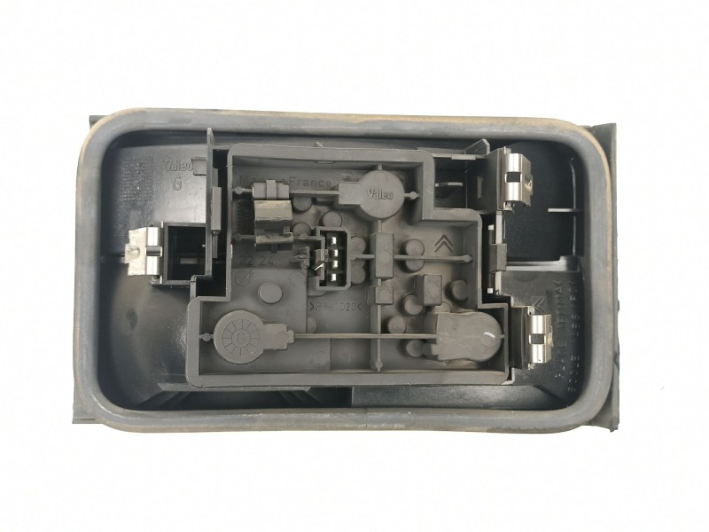 Recambio de piloto porton izquierdo para citroën xantia (x1_, x2_) 1.9 sd referencia OEM IAM 95668017  