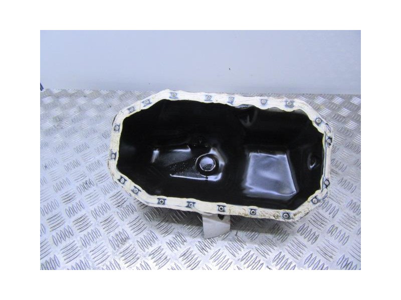 Recambio de carter aceite : seat cordoba : 1.4 g aud (59,84cv) 4p [2001] para seat cordoba 1.4 g aud referencia OEM IAM HIERRO  