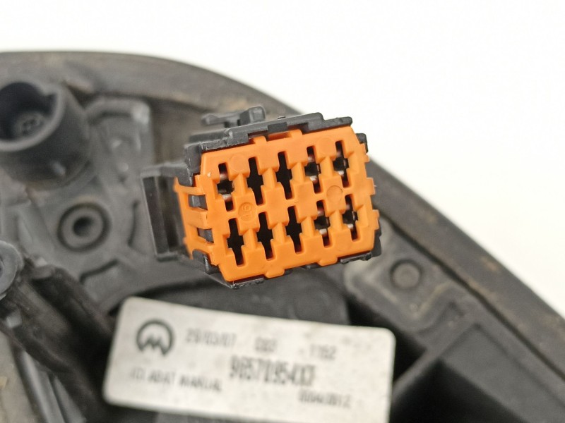 Recambio de retrovisor izquierdo para citroën xsara picasso (n68) 1.6 hdi referencia OEM IAM 96570954XT  