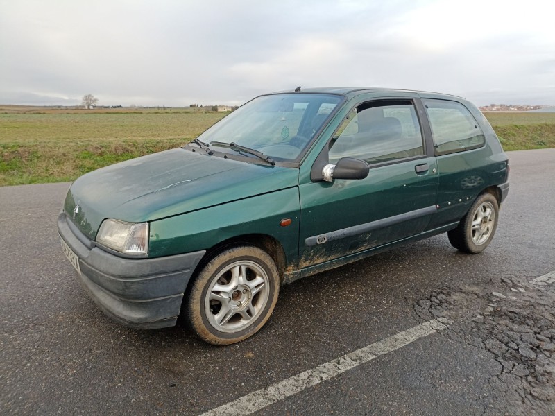 renault clio i (b/c57_, 5/357_) del año 1996
