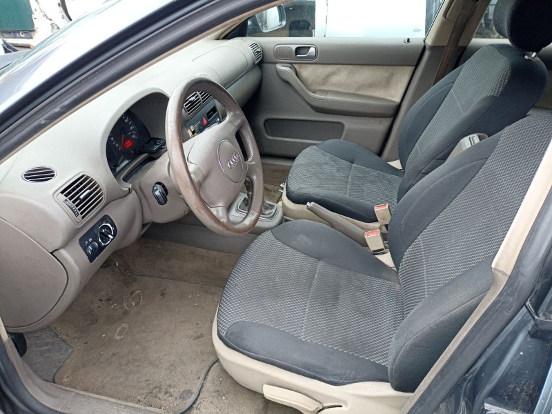 audi a3 (8l1) del año 2003