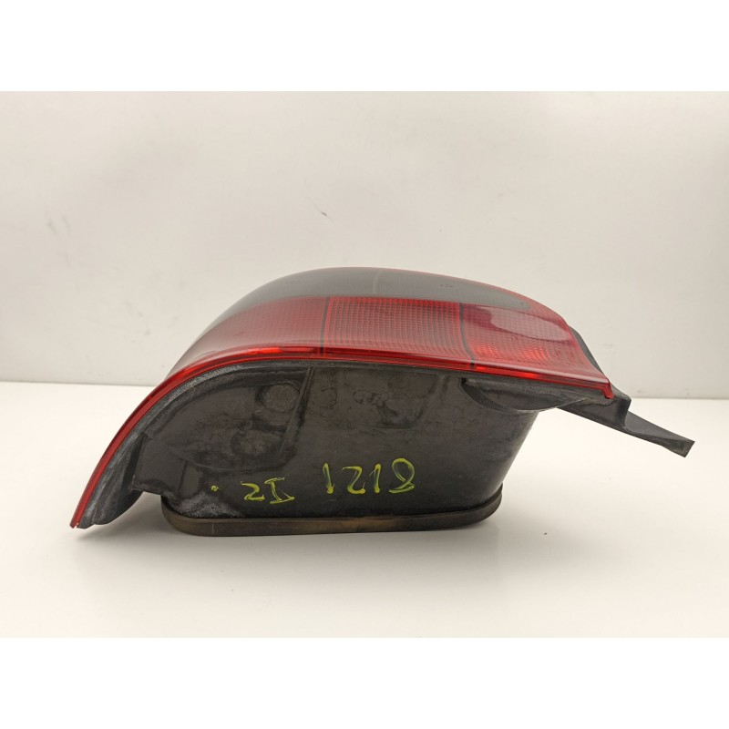 Recambio de piloto trasero izquierdo para citroën saxo (s0, s1) 1.1 x, sx referencia OEM IAM 6350F7  