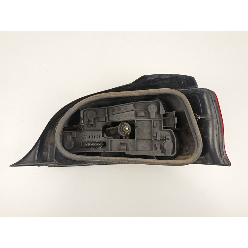 Recambio de piloto trasero izquierdo para citroën saxo (s0, s1) 1.1 x, sx referencia OEM IAM 6350F7  