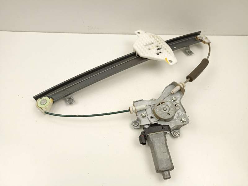 Recambio de elevalunas trasero izquierdo para ssangyong kyron 2.0 xdi referencia OEM IAM 7331109002  
