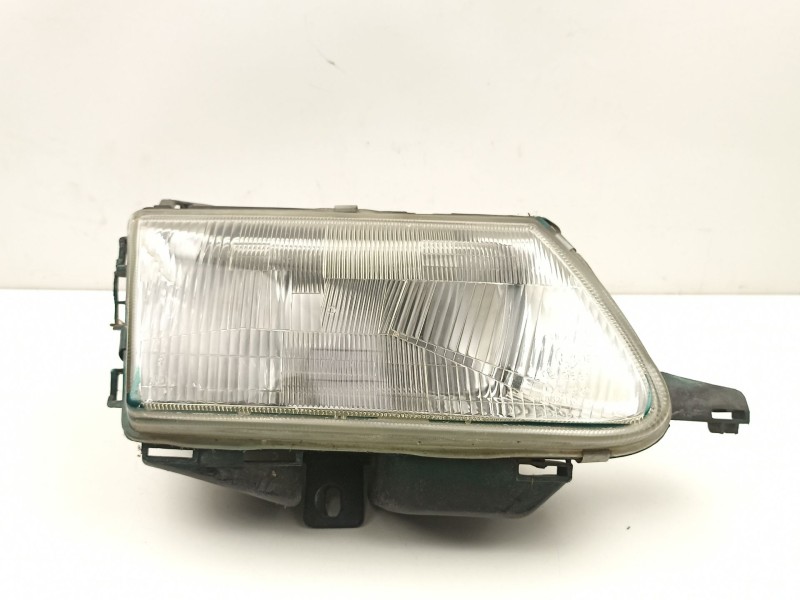 Recambio de faro derecho para citroën saxo (s0, s1) 1.1 x, sx referencia OEM IAM 6205N5  