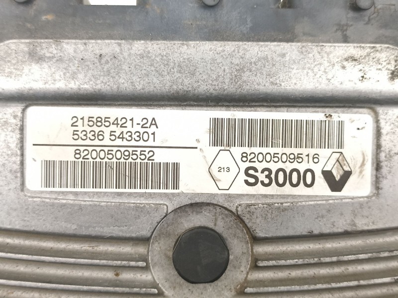 Recambio de centralita para renault megane 2.0 g referencia OEM IAM 8200509516 215854212A 8200509552