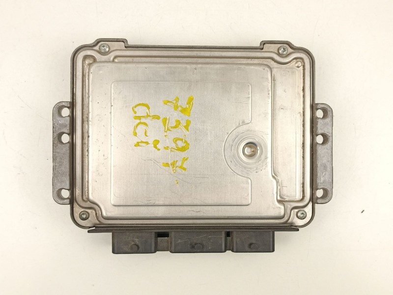 Recambio de centralita para renault megane 1.9 d /f9q b8 referencia OEM IAM 8200386508 0281011776 8200391966